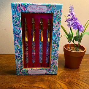 Lilly Pulitzer Black Ink Pens, Set of 4.